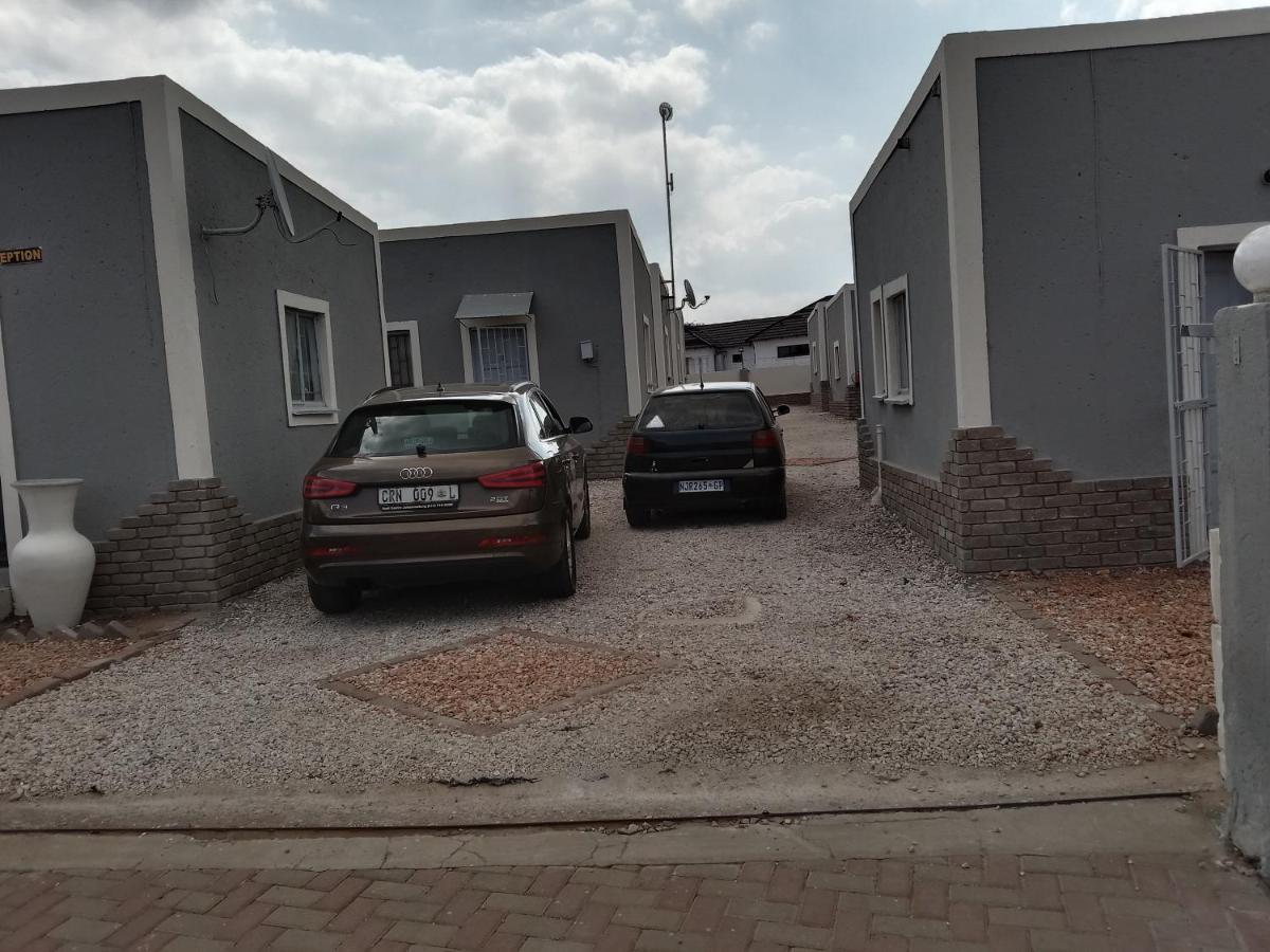 Fourties Guest House Phalaborwa Exterior foto